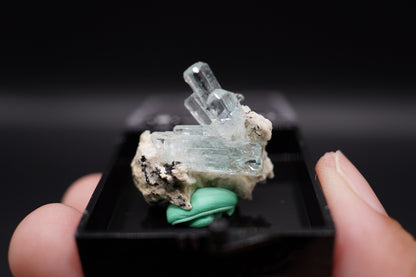 Aquamarine on Feldspar