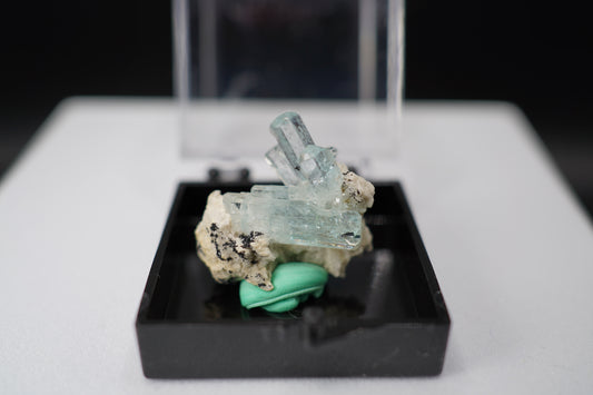 Aquamarine on Feldspar