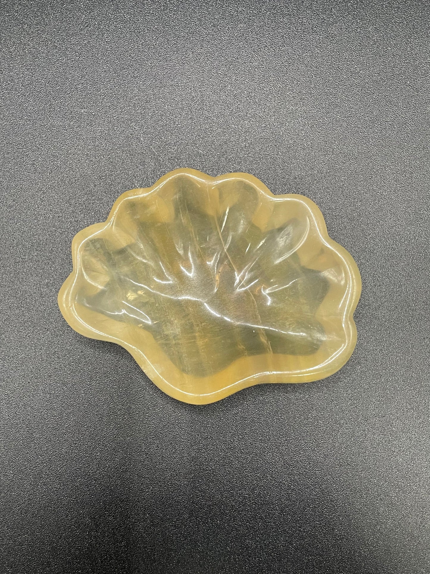 Yellow Fluorite Shell Bow