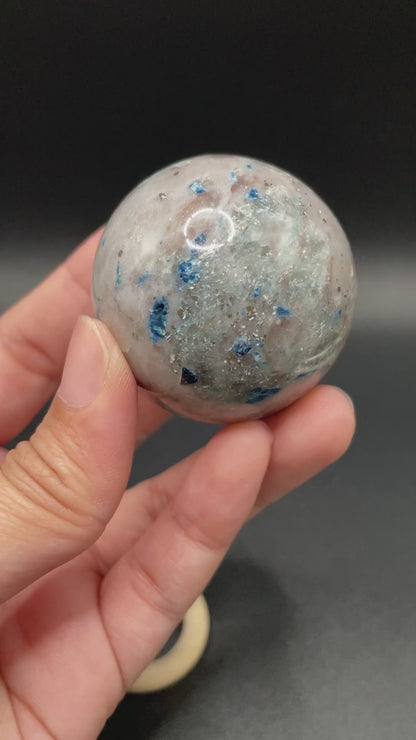 Lazurite / Georgia, USA